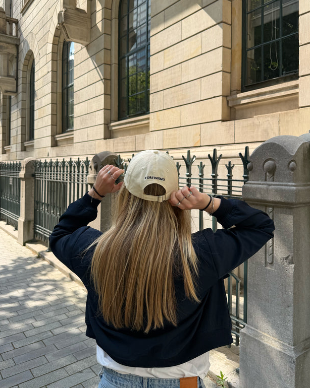 The Signature Cap - Creme